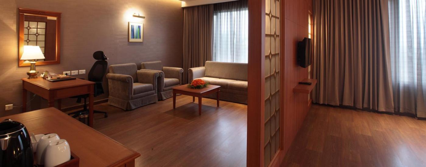 Monsoon Empress Kochi Exterior foto
