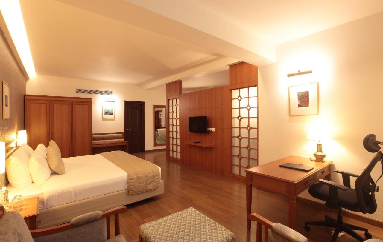 Monsoon Empress Kochi Exterior foto